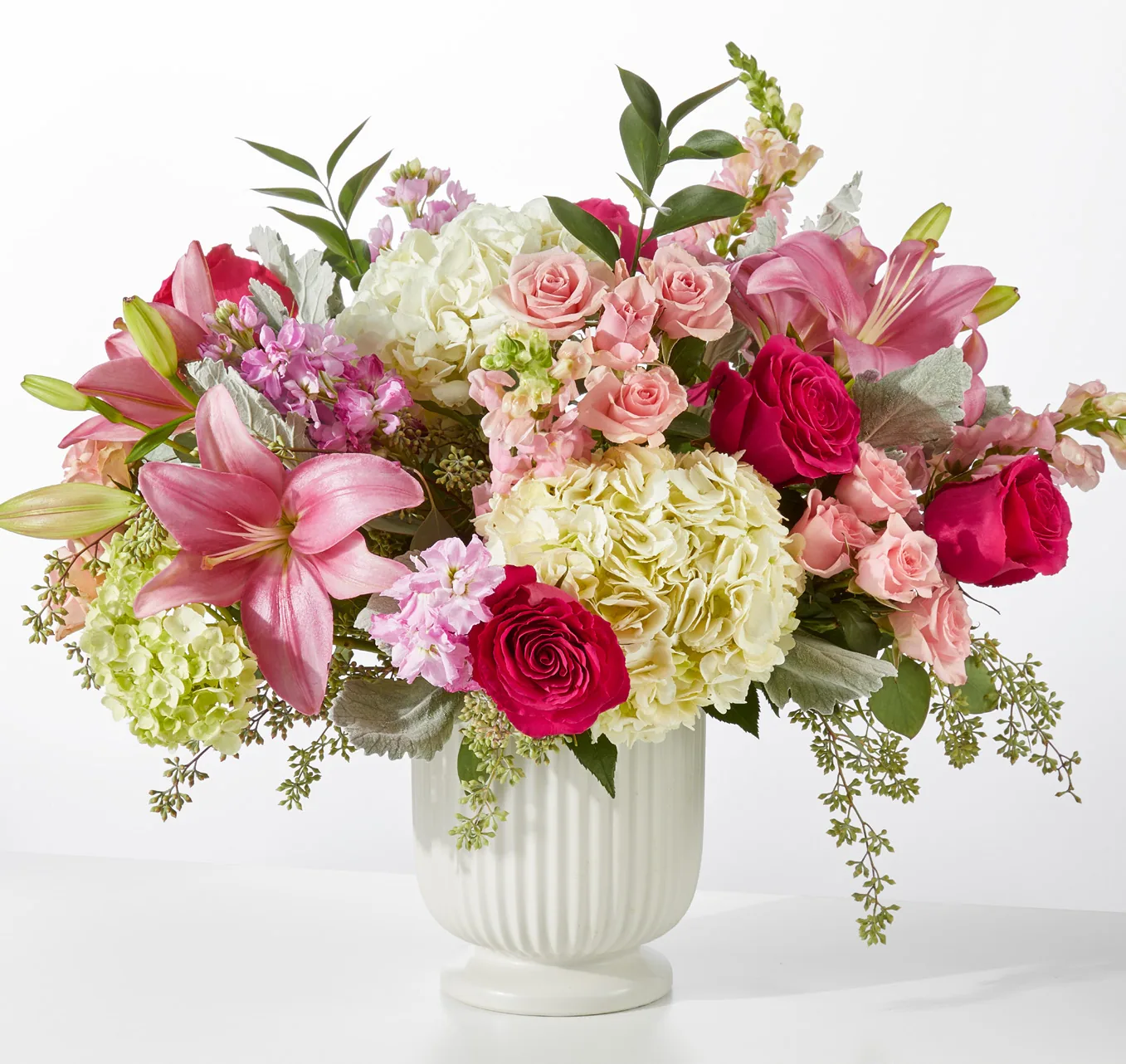 ANTIQUE SHOPPING BOUQUET