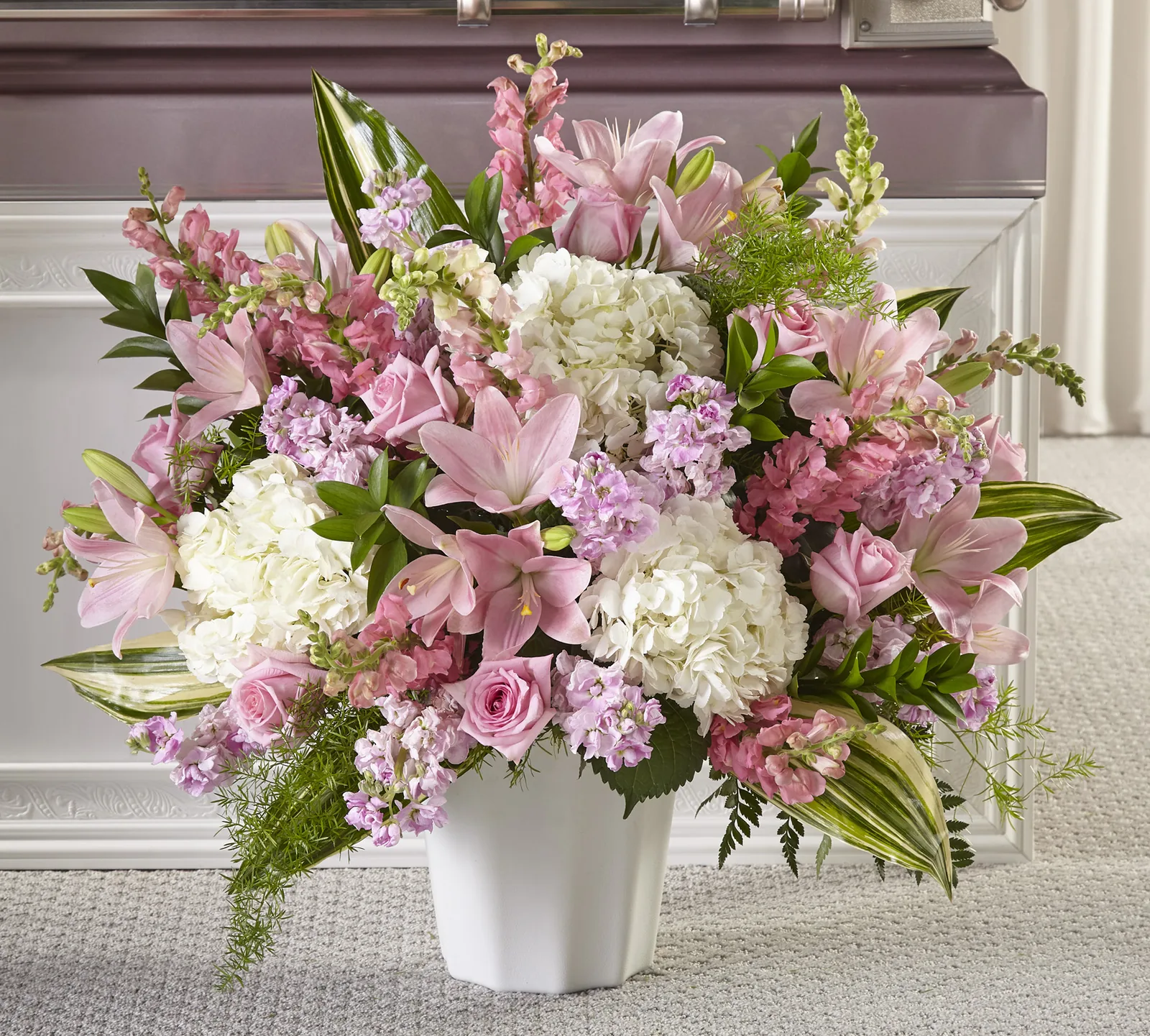 SIMPLY SERENE FLOOR BASKET